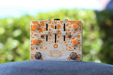 Load image into Gallery viewer, Old Blood Noise Endeavors FAULT V2 OVERDRIVE DISTORTION
