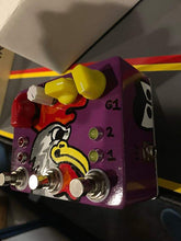 Load image into Gallery viewer, Nose Pedal Chicken Head Dual Clean Boost
